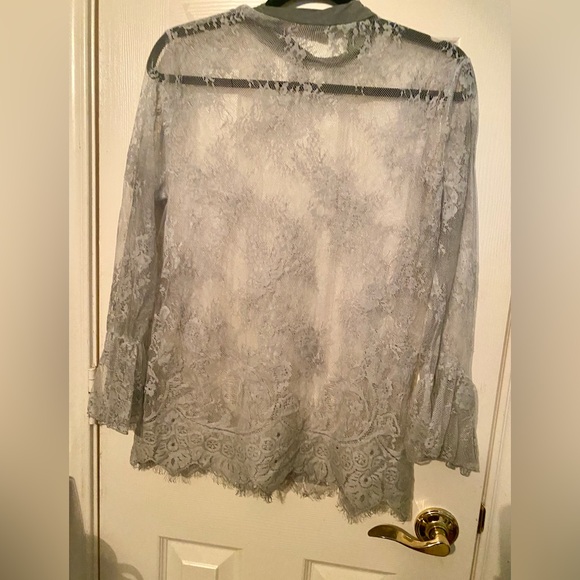 POL charcoal long lace bell sleeve boho overlay top size M - Picture 7 of 9